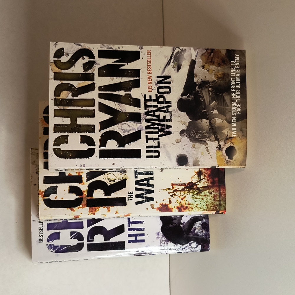 B22 Chris Ryan paperback lot of 3 preowned Hit list Watchman Ultimate W…